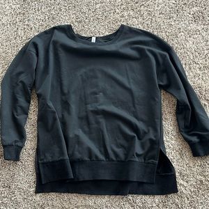 Oversized crewneck